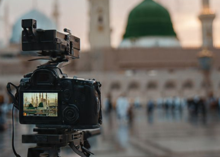 Kajian Komparatif Fatwa 3 Ulama Besar tentang Hukum Foto dan Video dalam Islam